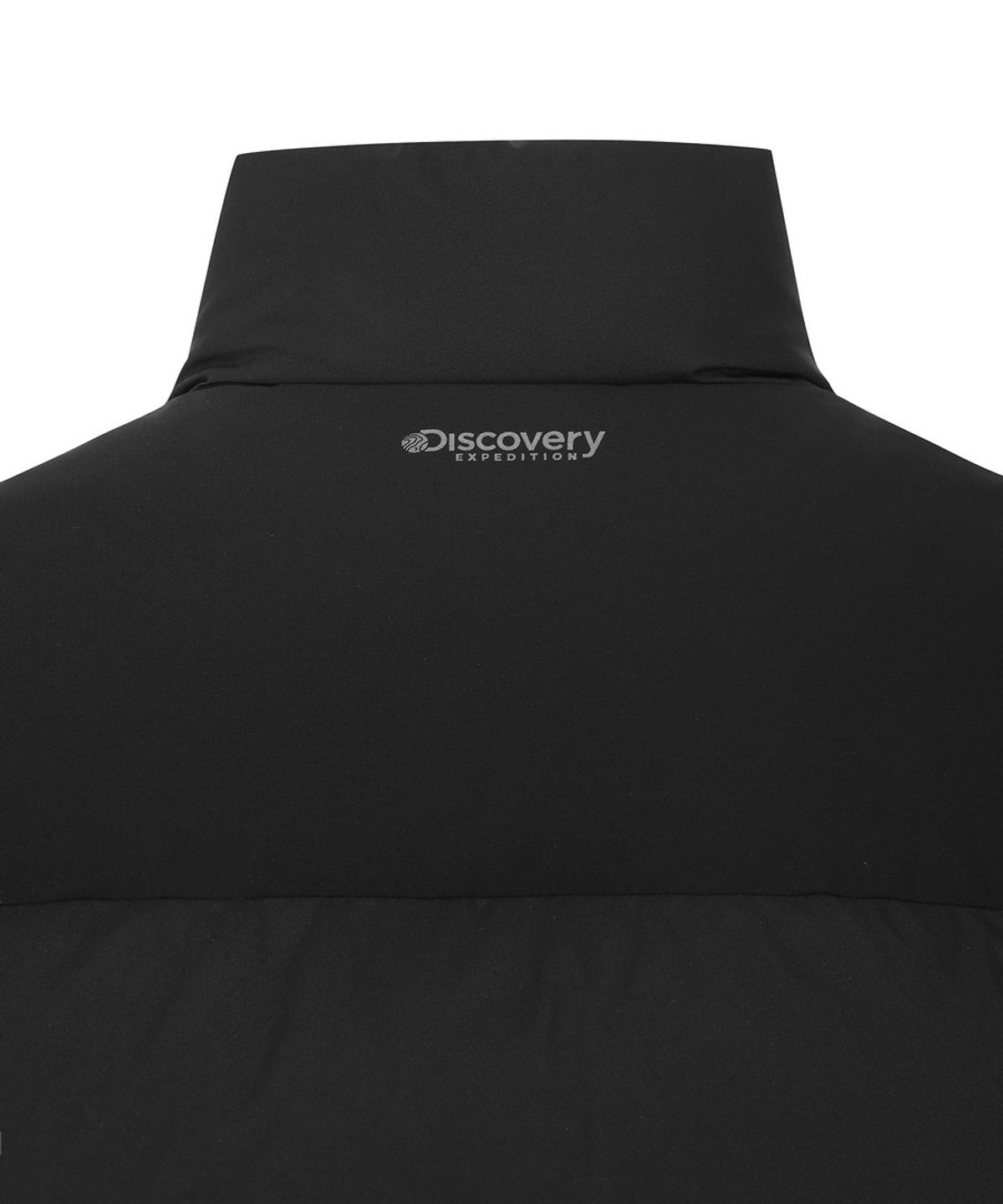 디스커버리 익스페디션(DISCOVERY EXPEDITION) 유니 반슬리 다운 숏패딩 (BLACK)