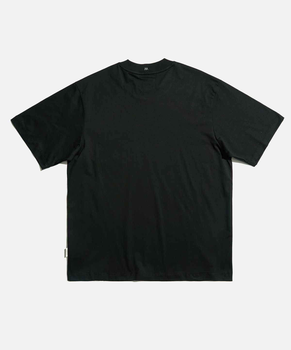 미드업데이트(MIDUPDATE) MURTB Minimal Pocket SS Tee black