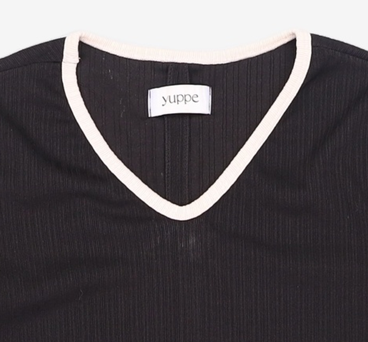 엽페(YUPPE) GOLGI SHIRRING T-SHIRT_BLACK FREE