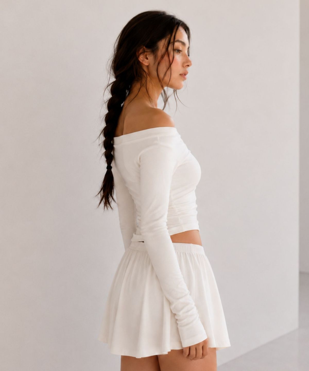 블랙크러쉬(BLACRUSH) Off-Shoulder Slim Top / 퓨어화이트