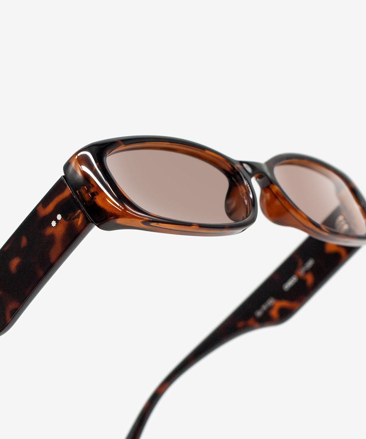 웨어웨어(WEARWHERE) CHICO Leopard 선글라스