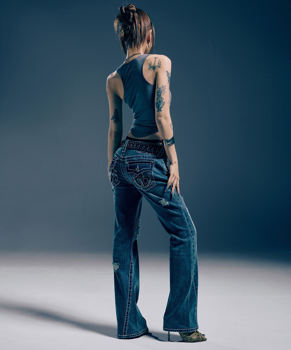 노매뉴얼(NOMANUAL) NO RELIGION BOOTCUT DENIM PANTS - WASHED INDIGO
