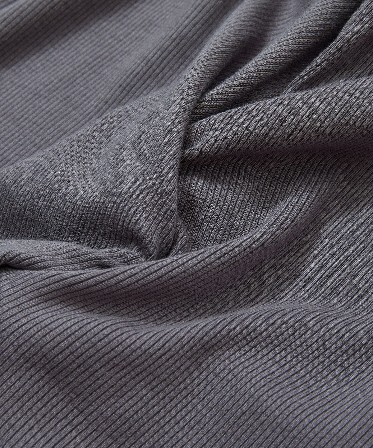 노매뉴얼(NOMANUAL) NO RELIGION SHIRRING SLEEVELESS TEE - CHARCOAL