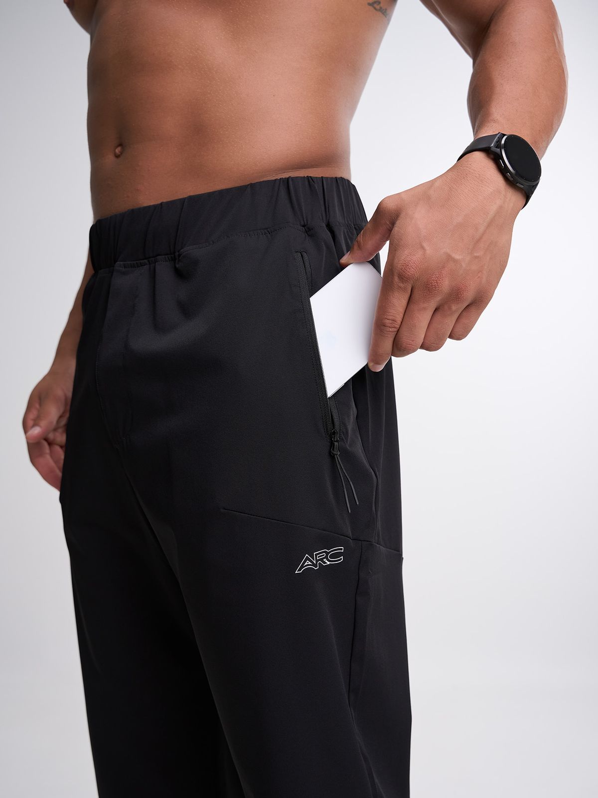 시그마스(SIGMAS) Clarity Straight Leg Sweatpant (Black)