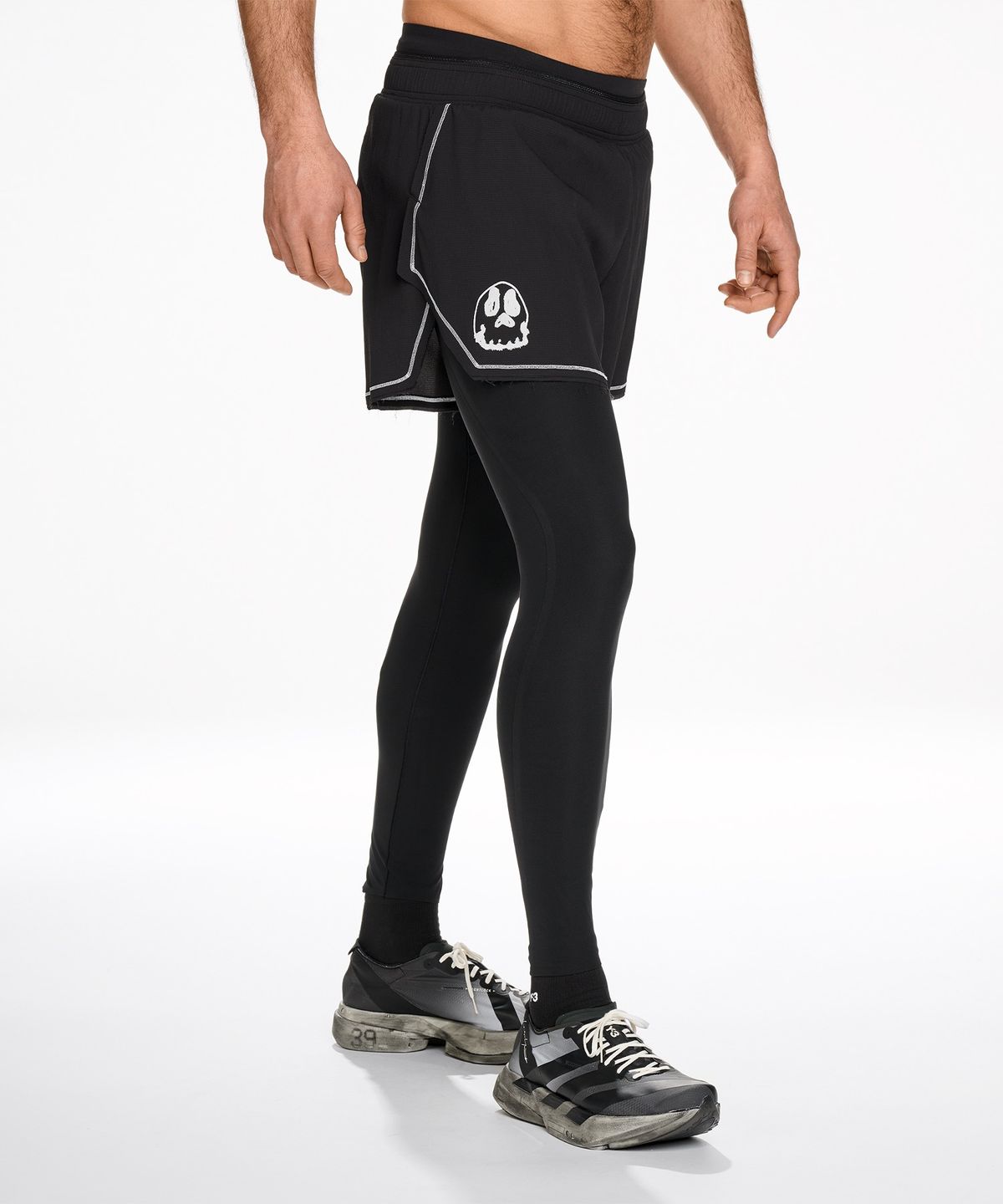 와이쓰리(Y-3) (M) 치토 GFX 러닝 쇼츠 블랙 M GFX RUN SHRTS BLACK