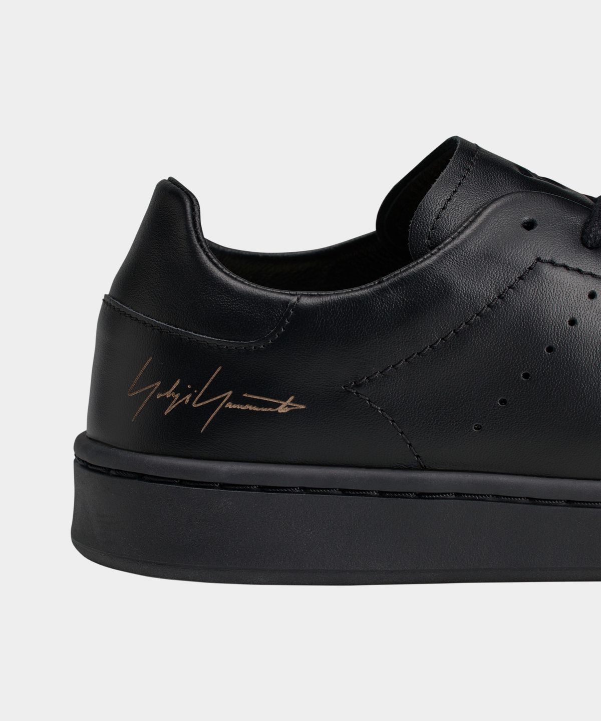 와이쓰리(Y-3) (U) 스탠 스미스 블랙 Y-3 STAN SMITH BLACK/BLACK/BLACK