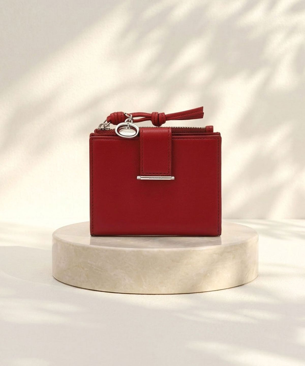질스튜어트액세서리(JILLSTUART ACC) [NEUT]뉴트 소가죽 슬림 베루형 지갑 2color