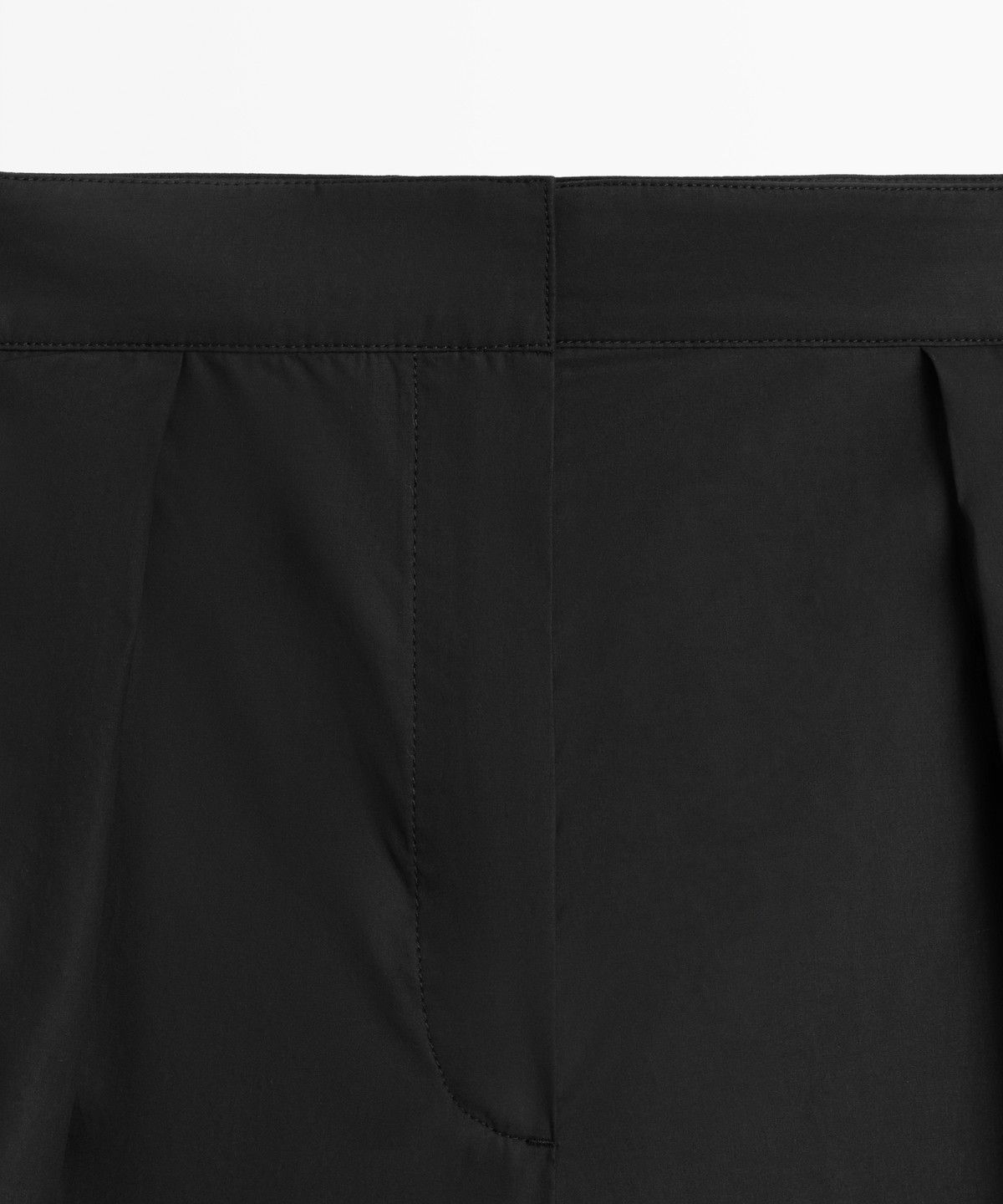 마시모두띠(MASSIMO DUTTI) 카고 스타일 배럴핏 팬츠