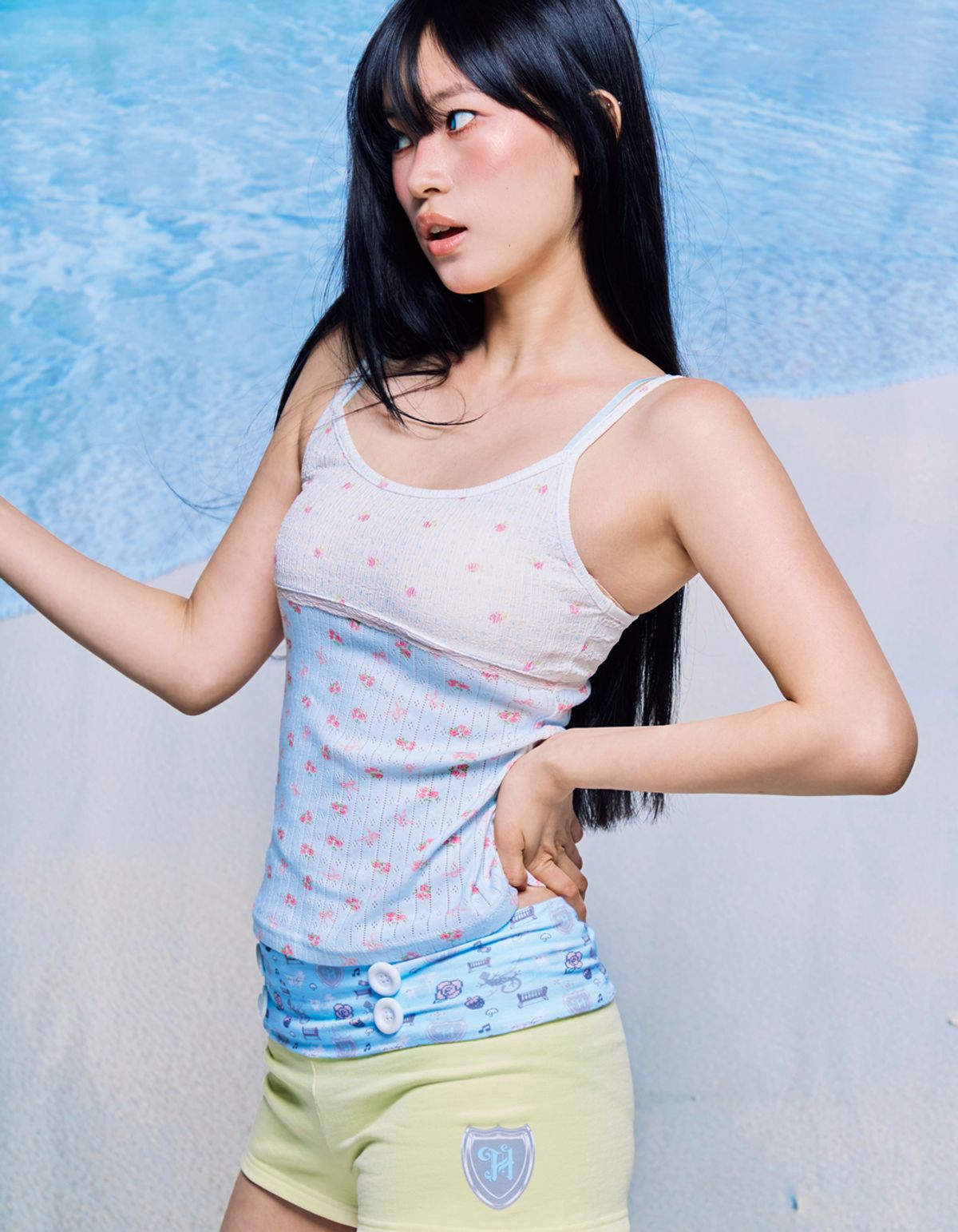 혼쿄(HONKYO) Double Strap Lace Sleeveless- Multi Coquette