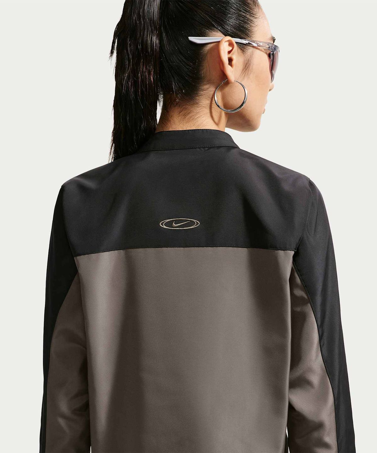 나이키(NIKE) 스포츠웨어 모토 재킷 W - 블랙:리저록:다크 헤이즐:리저록 / IM8182-010