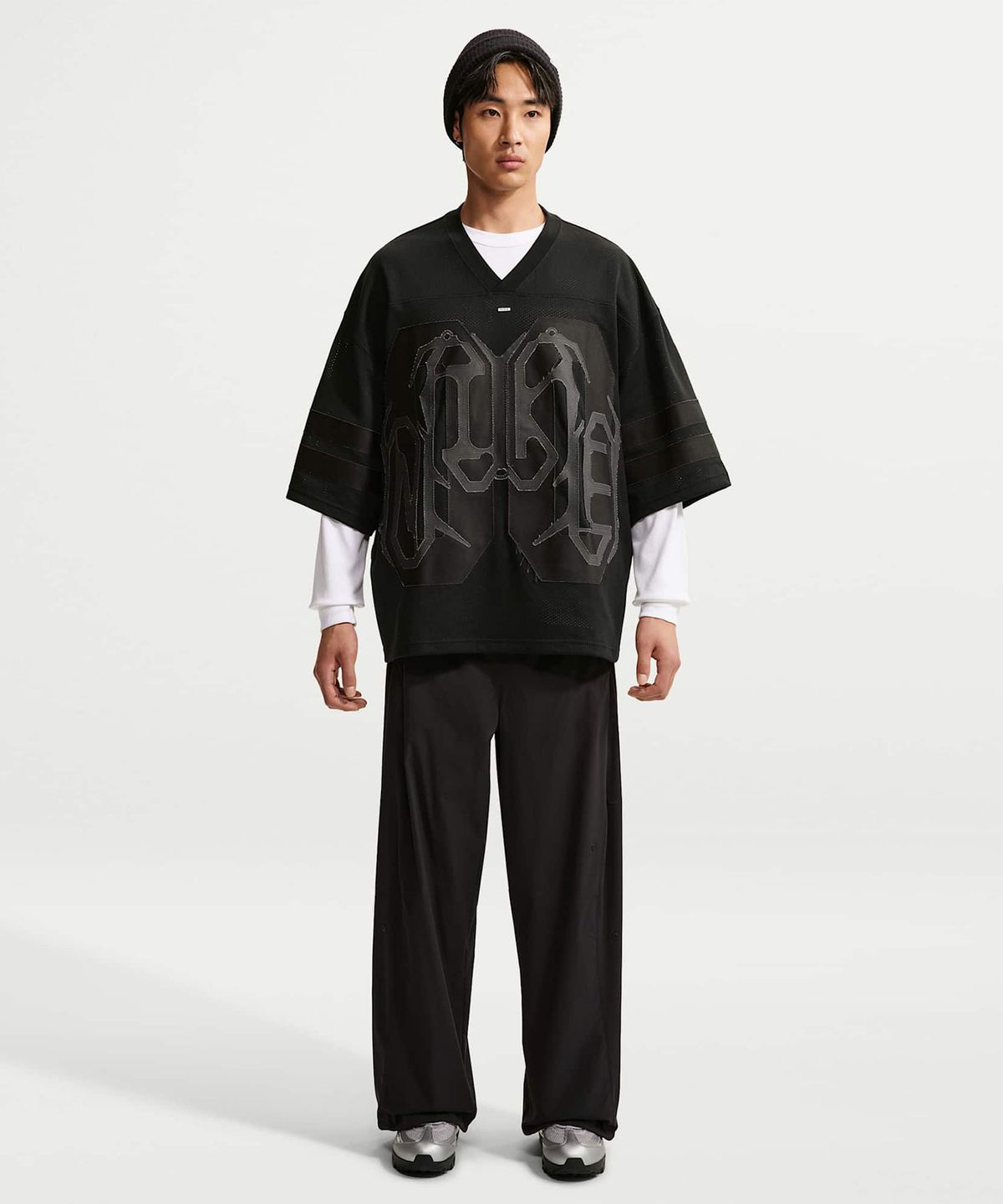 나이키(NIKE) 스포츠웨어 오버사이즈 저지 M - 블랙:아이스 실버:다크 스모크 그레이 / IQ5907-010