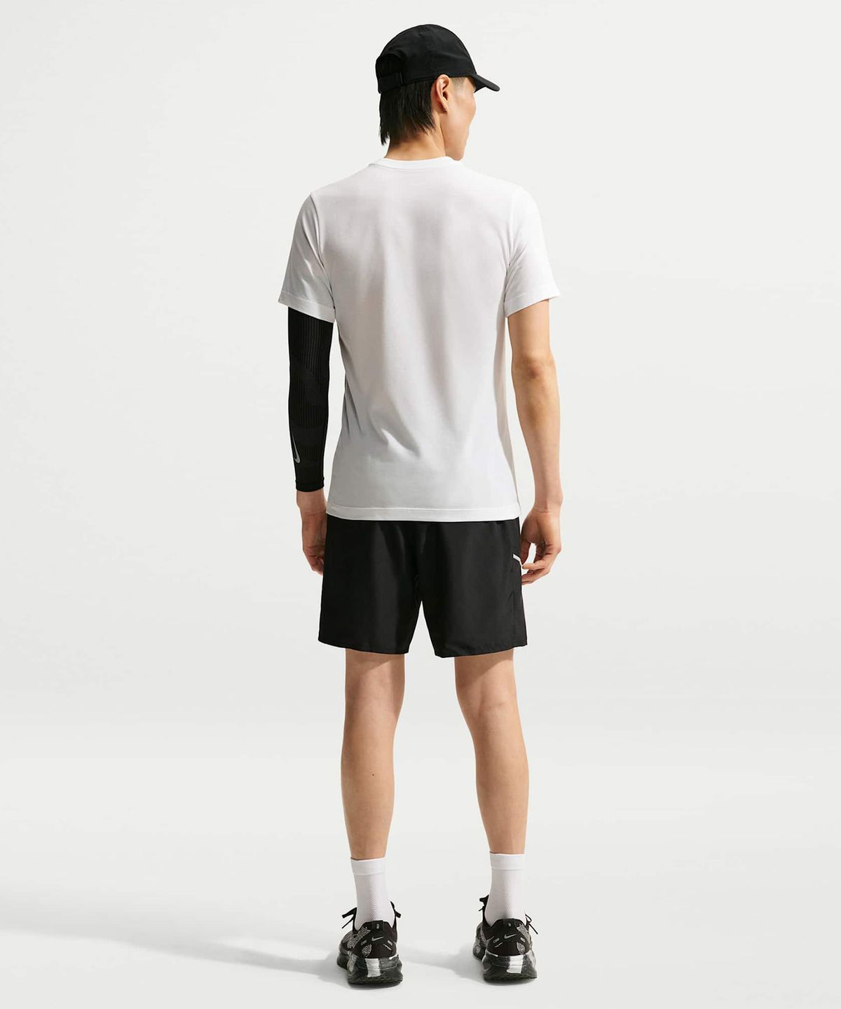 나이키(NIKE) 드라이 핏 러닝 티셔츠 M - 화이트:블랙 / IM5318-100