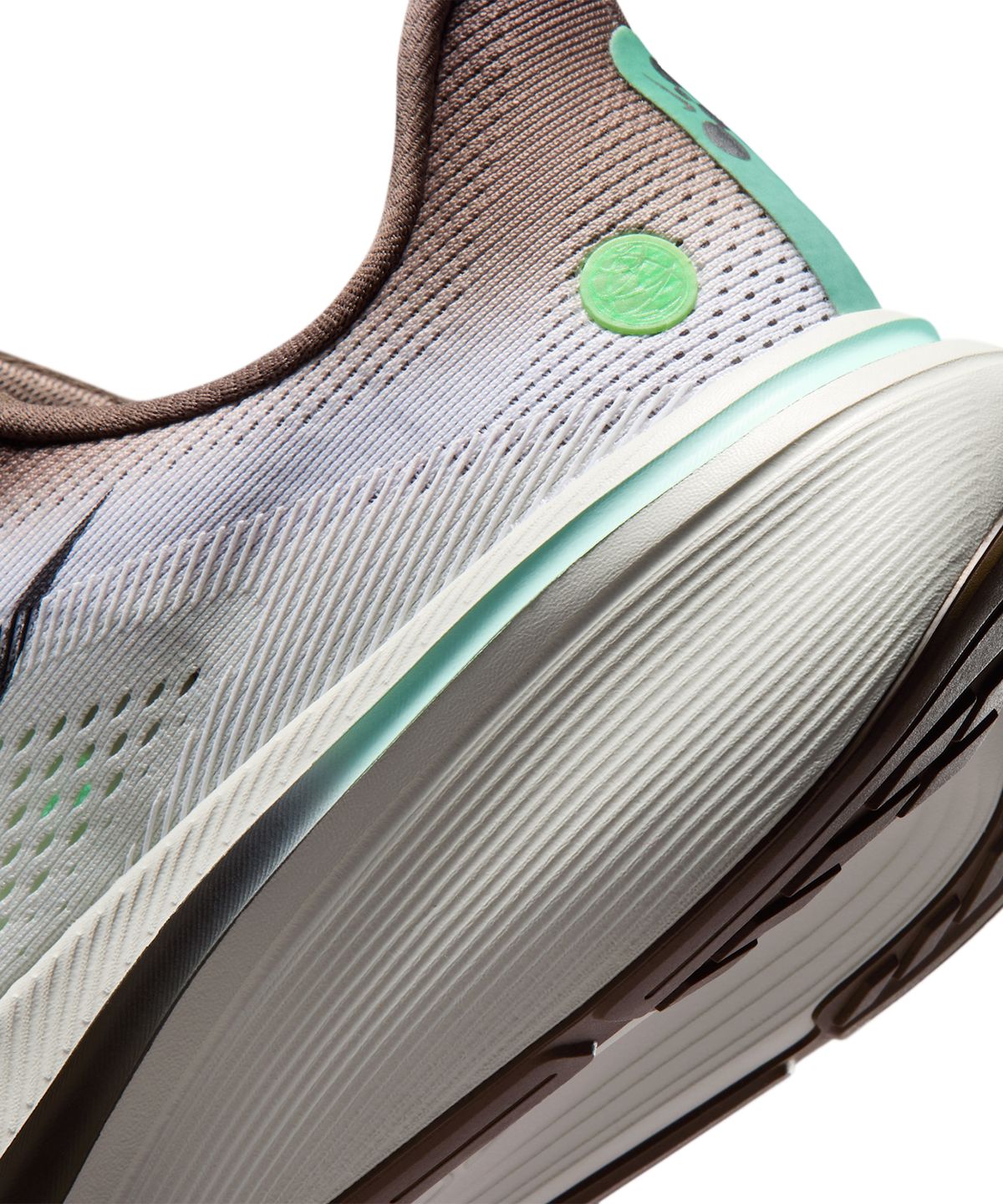 나이키(NIKE) 페가수스 42 M - 아이언스톤:씨 글래스:아틱 그린:블랙 / IW2349-001