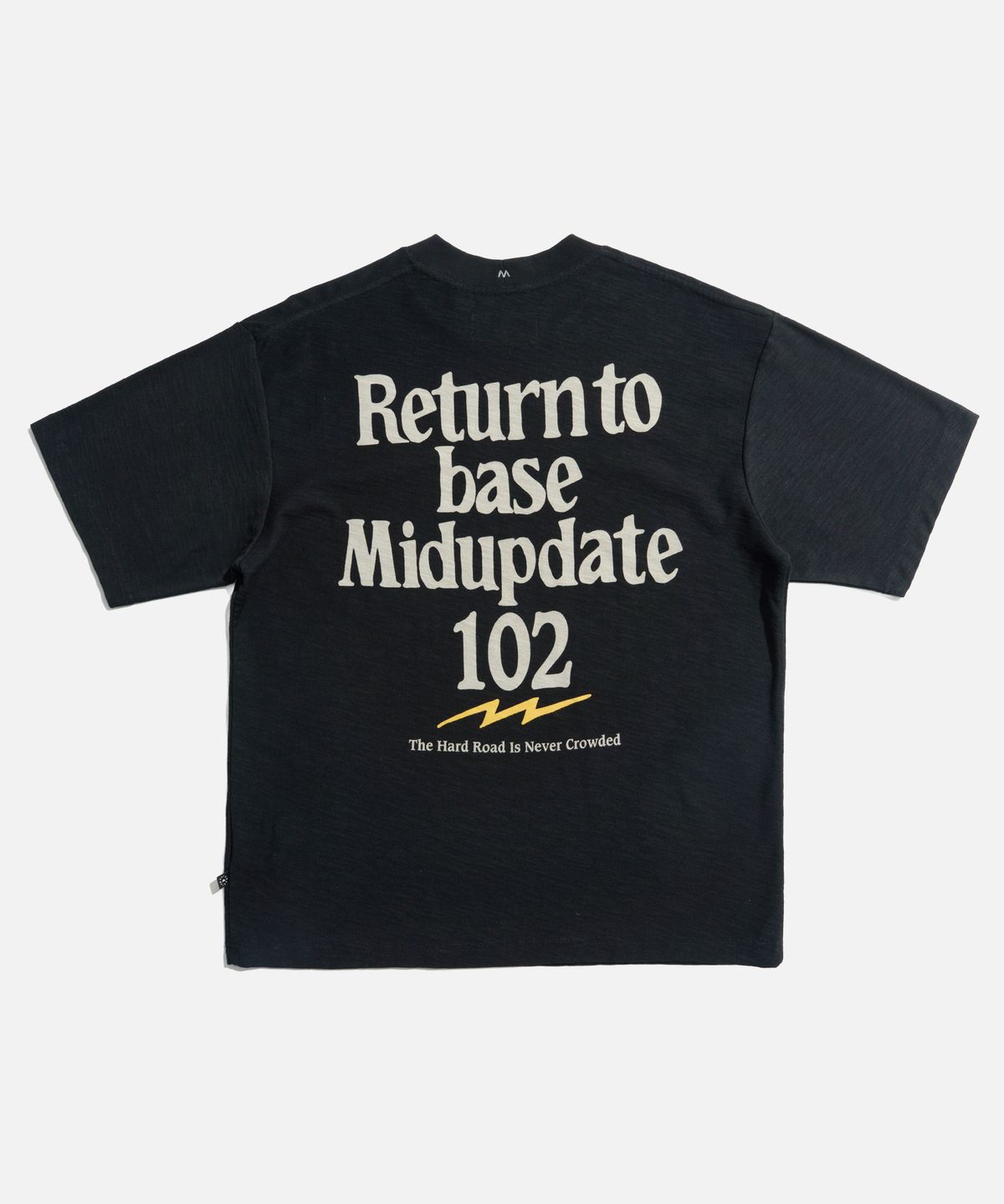 미드업데이트(MIDUPDATE) Return To Base Graphic SS Tee black
