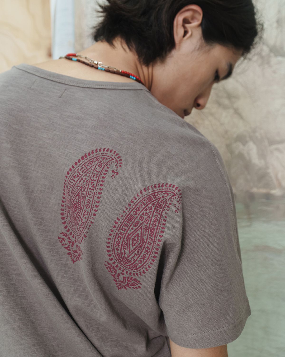 카락터(KARACTOR) Boteh half T-shirts / Mud gray