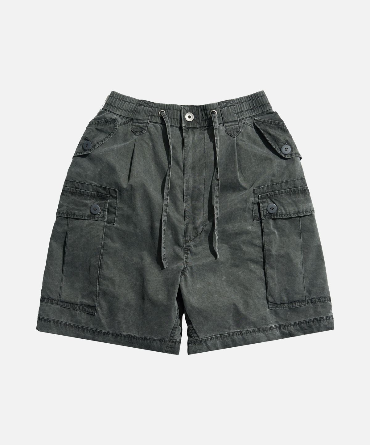 미드업데이트(MIDUPDATE) Two-Tuck Pleated Cargo Shorts darkgray