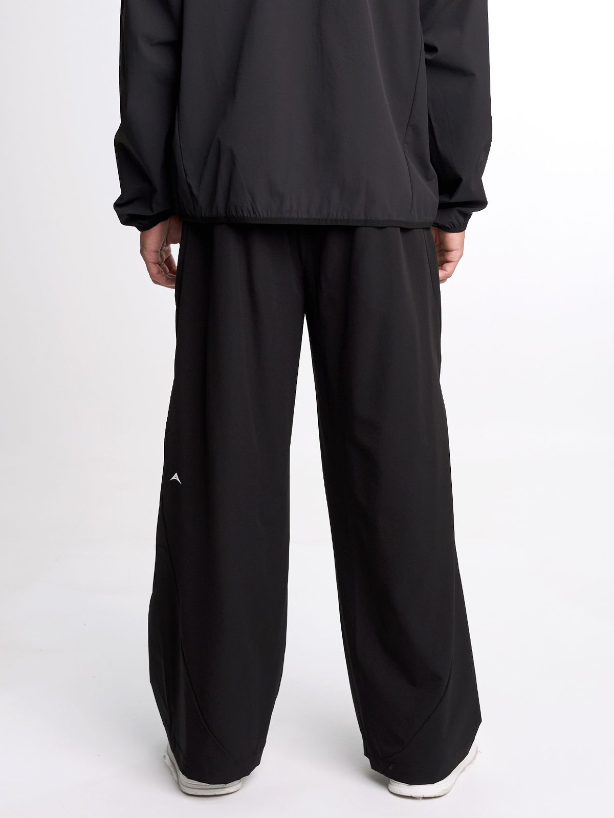 시그마스(SIGMAS) Lift Wide Leg Sweatpant (Black)