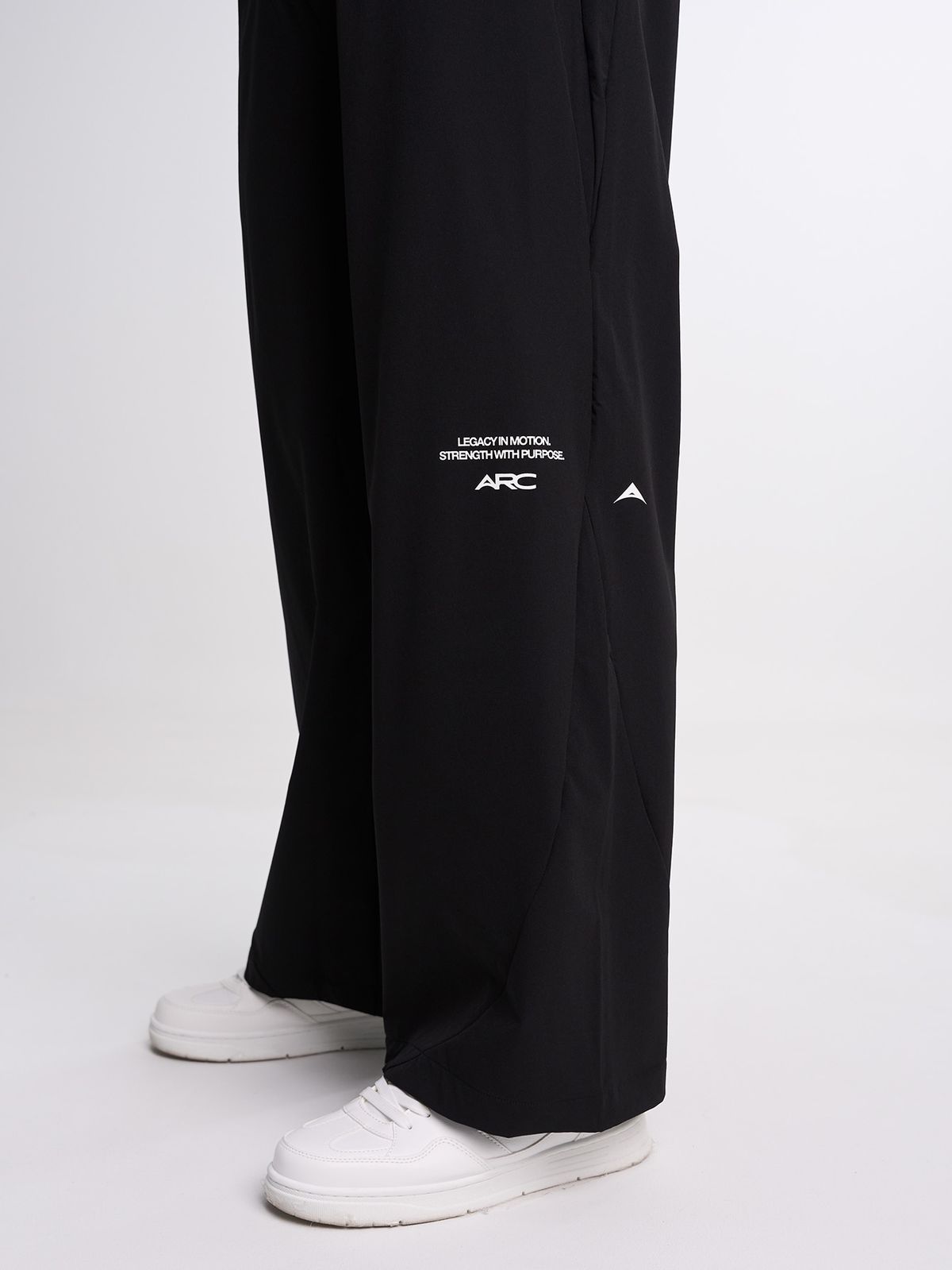 시그마스(SIGMAS) Lift Wide Leg Sweatpant (Black)