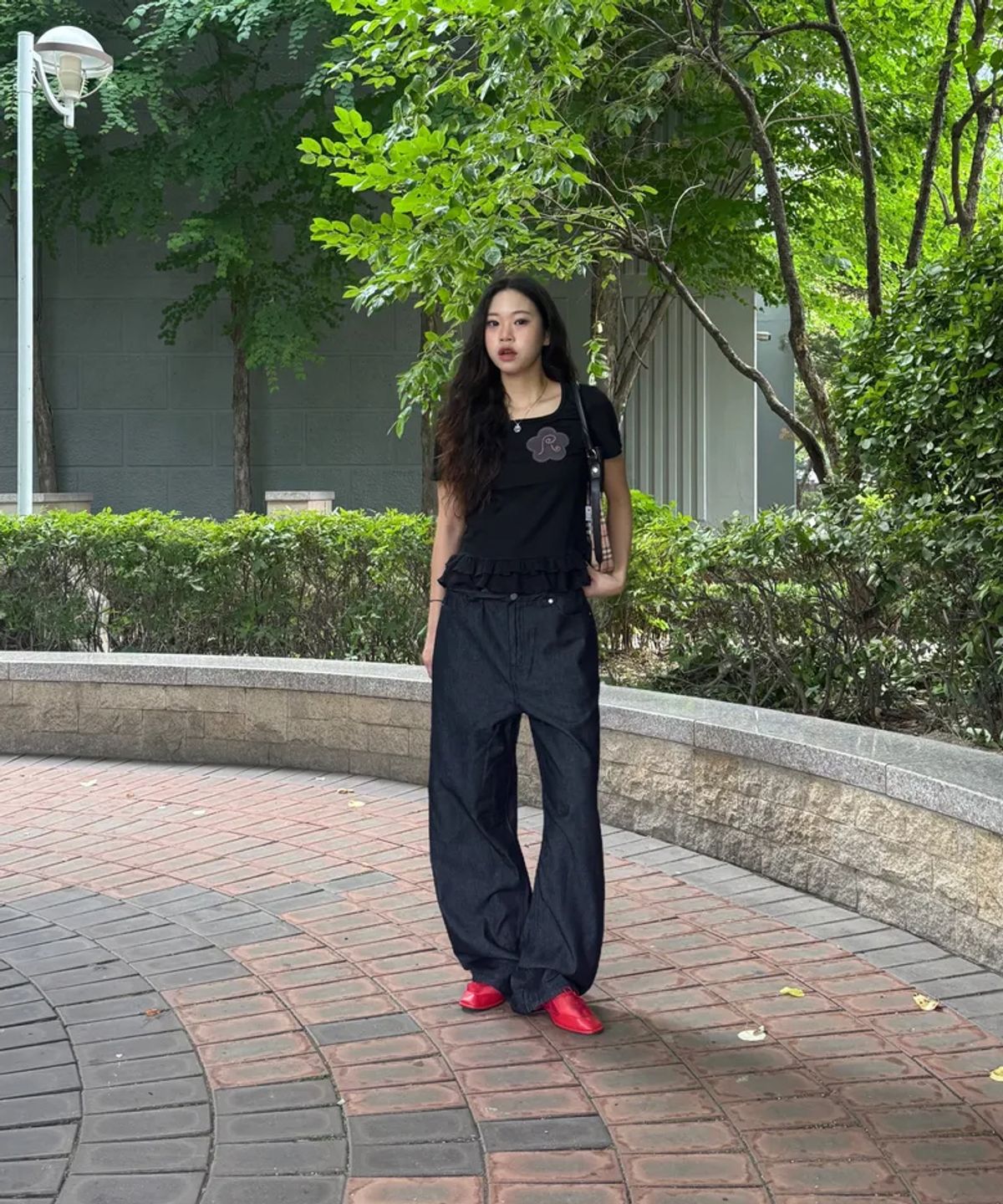 토피(TOFFEE) 커브드 배럴 데님 팬츠 (INDIGO)