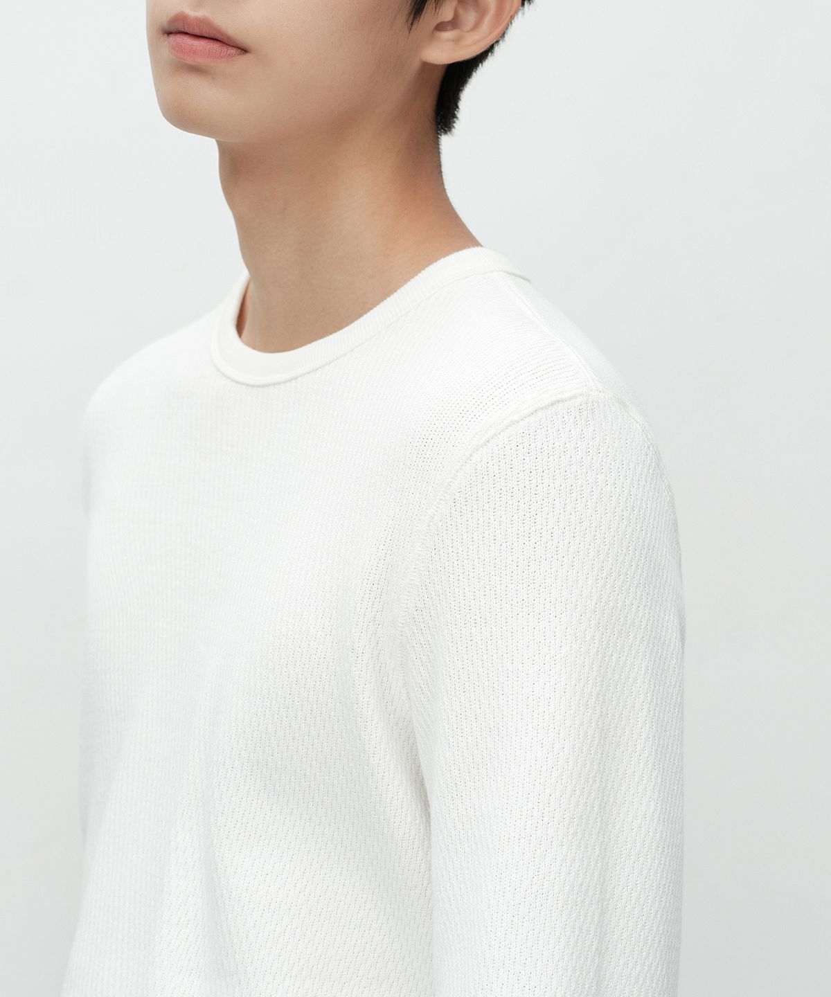 무신사 스탠다드(MUSINSA STANDARD) 써멀 베이식 크루 넥 긴소매 티셔츠 [아이보리]
