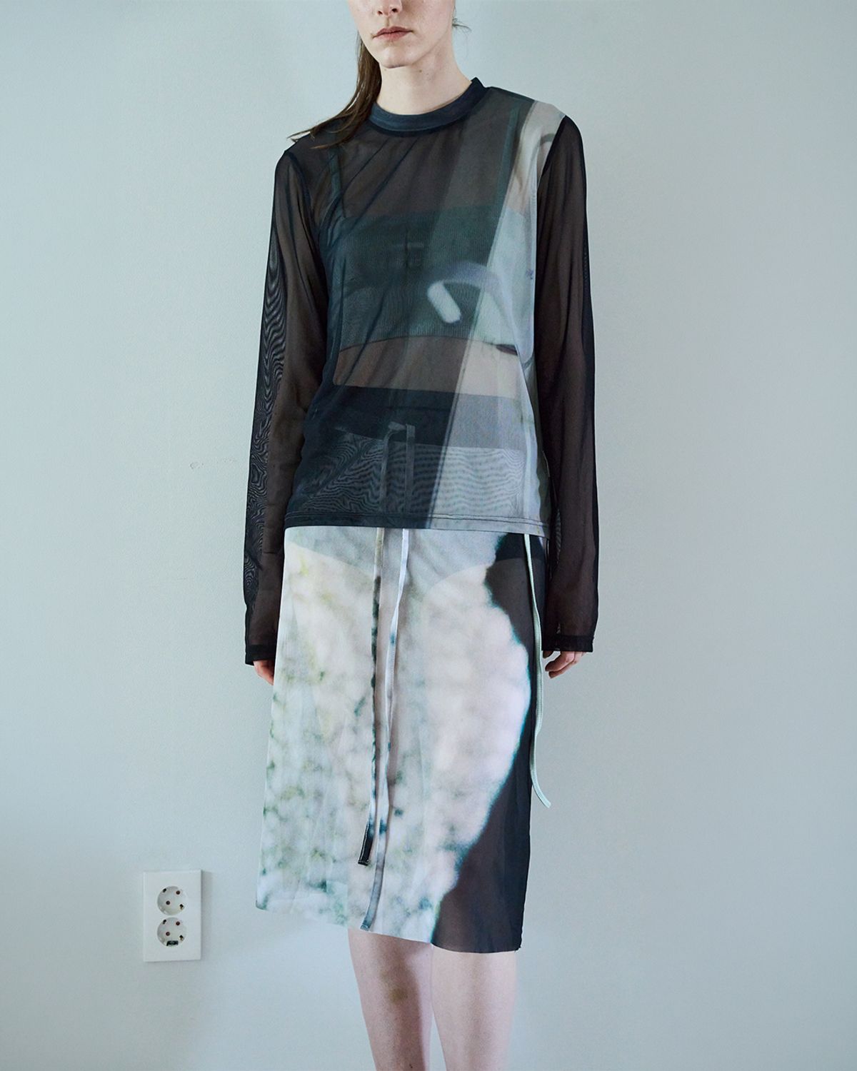 씬(SEEN) PRINTING MESH LONG SLEEVE (Lighting)