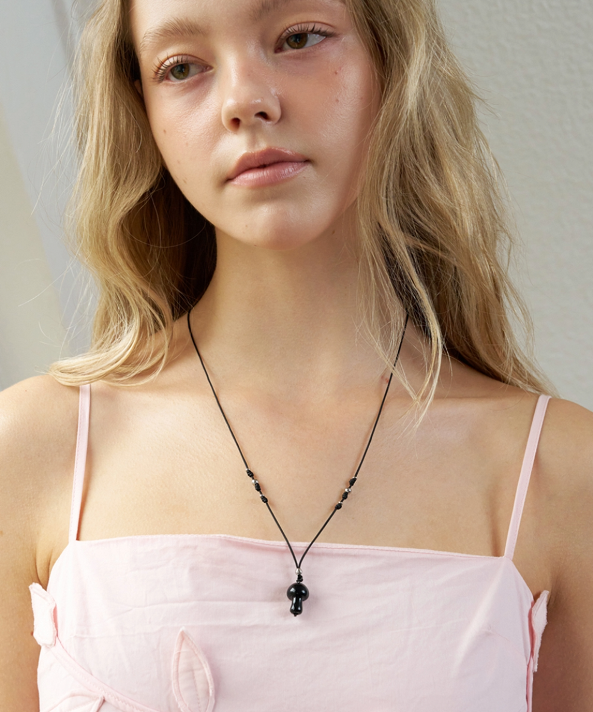 판타스틱 플래닛(FANTASTIC PLANET) mono mushroom string necklace (2colors)