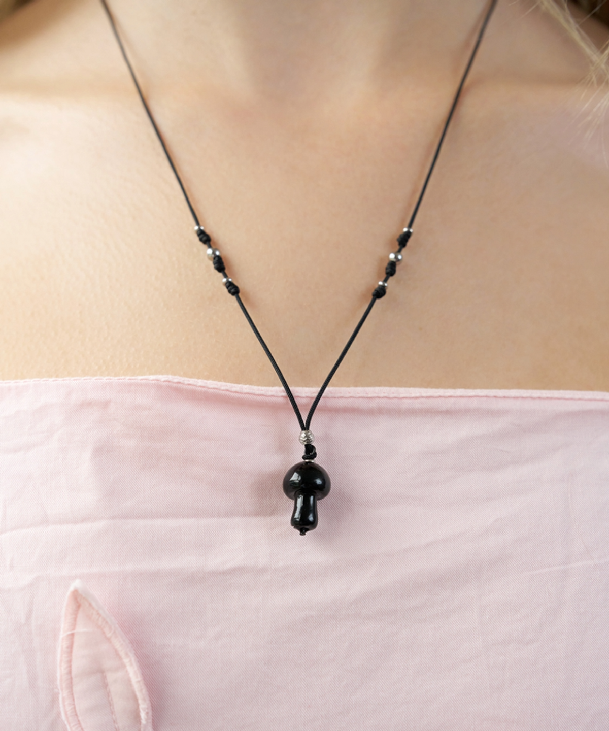 판타스틱 플래닛(FANTASTIC PLANET) mono mushroom string necklace (2colors)