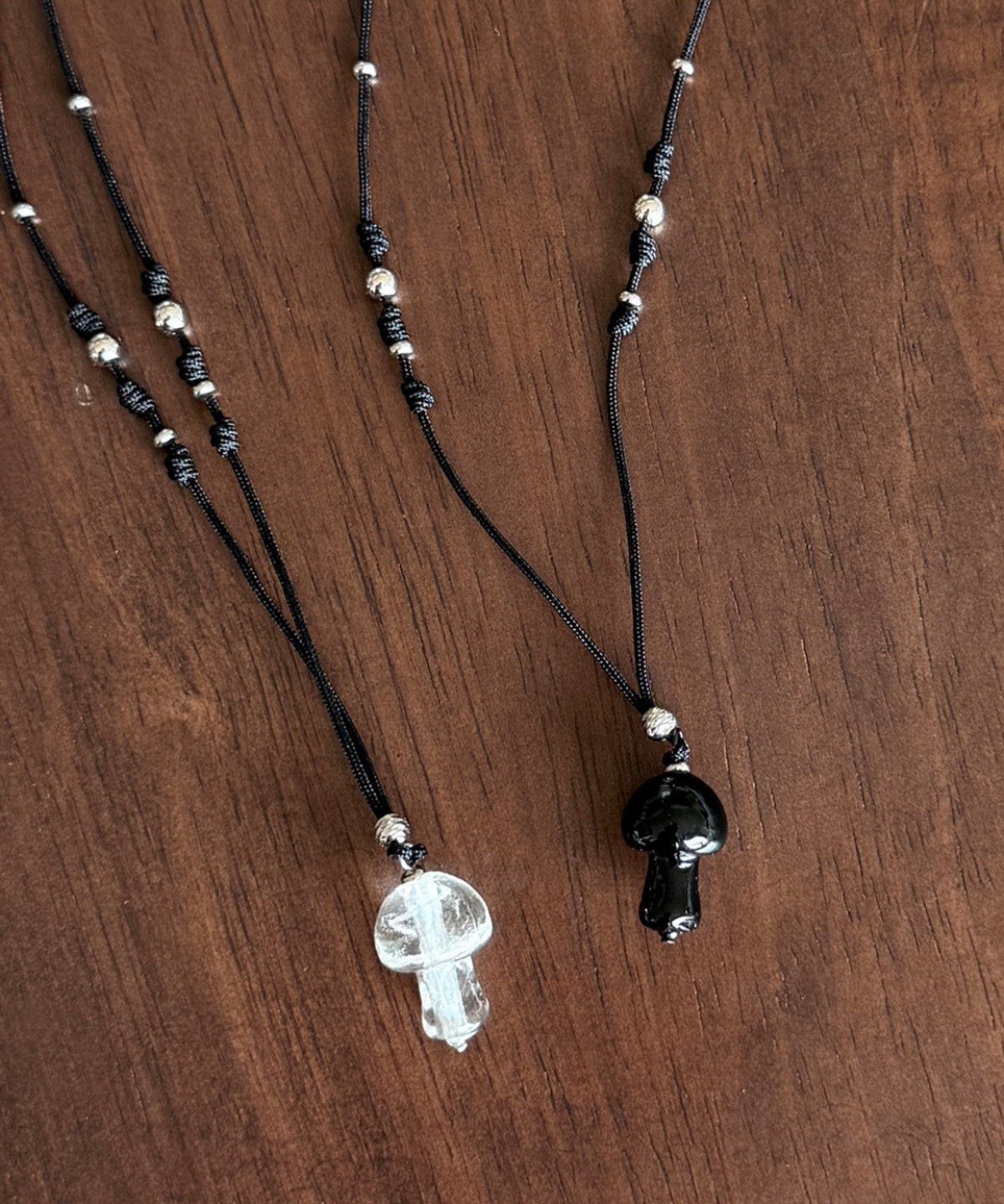 판타스틱 플래닛(FANTASTIC PLANET) mono mushroom string necklace (2colors)