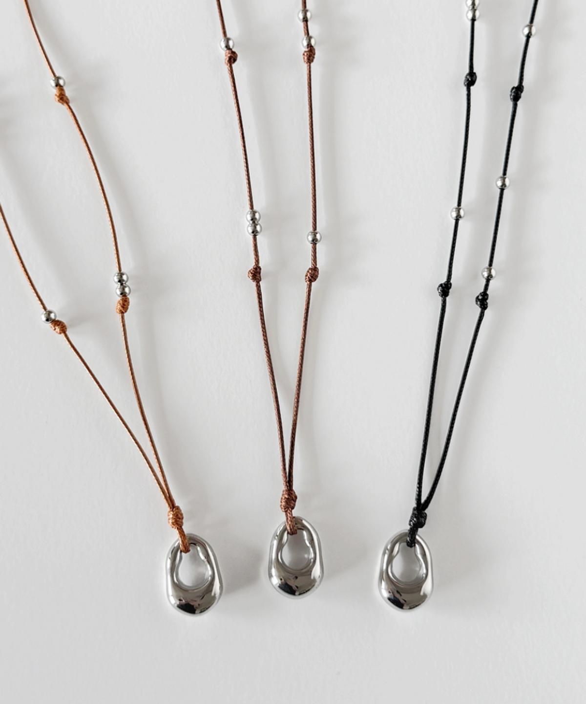 판타스틱 플래닛(FANTASTIC PLANET) MHL string necklace (3colors)