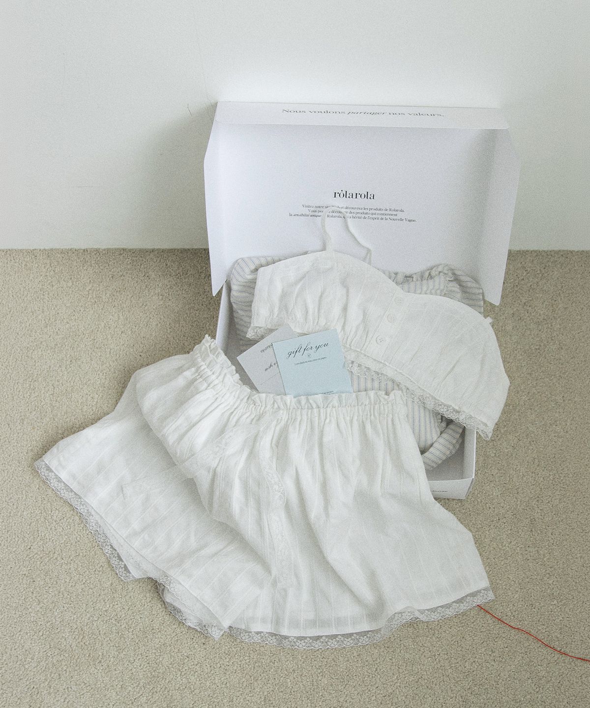 로라로라(ROLAROLA) LACE HOMEWEAR SET OFF WHITE