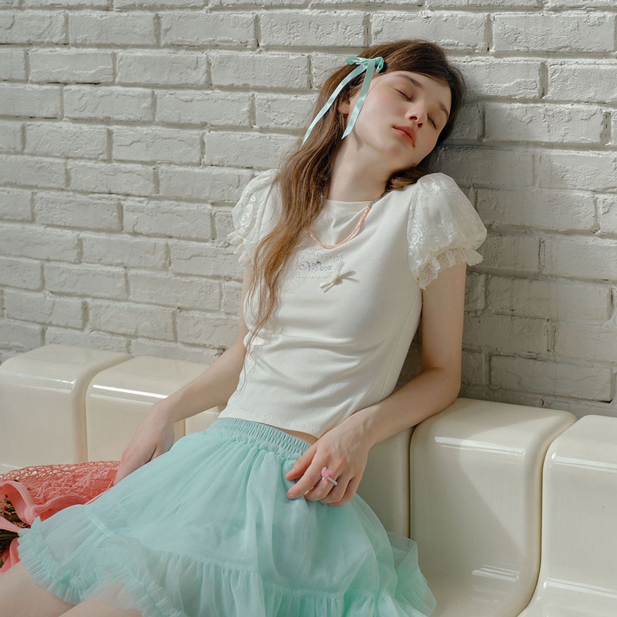 쎄무아듀(CEST MOIDEW) Cest_Rhinestone lace puff sleeve top