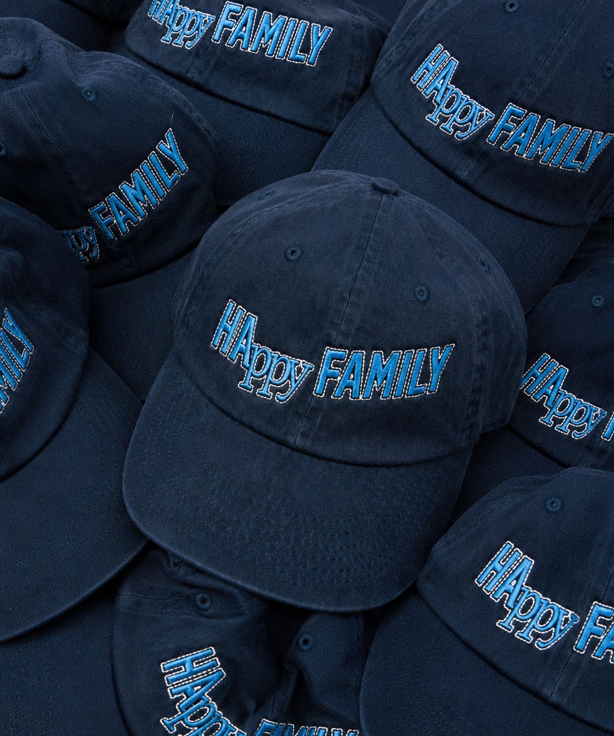유니버스 가먼트(UNIVERSE GARMENT) Happy 패밀리 워싱 캡_NAVY