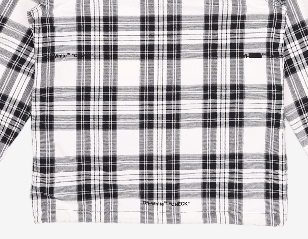 오프화이트(OFF-WHITE) 후드 집업 XS