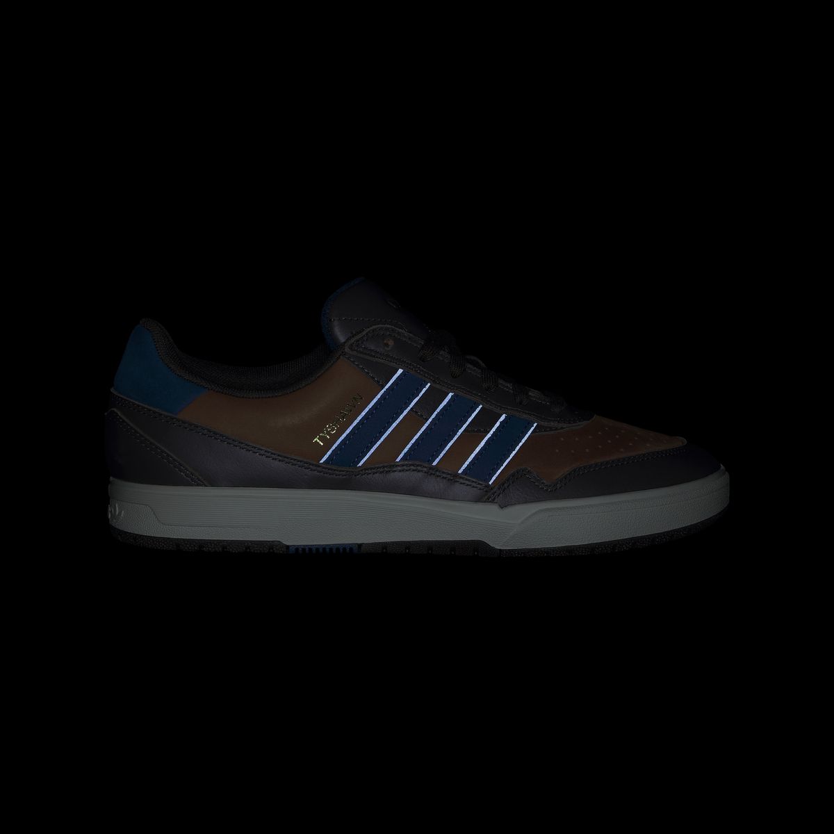 아디다스(ADIDAS) 타이숀 II KK2982