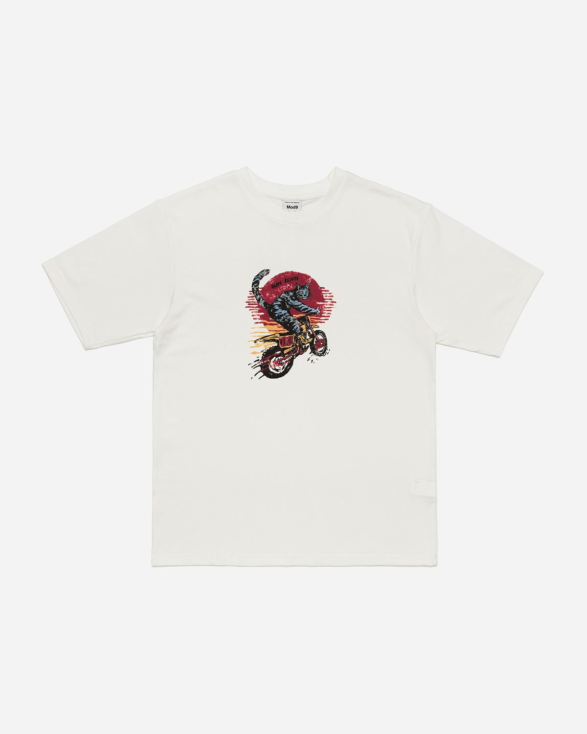 모드나인(MODNINE) Sun Down - Oversized T-Shirt White