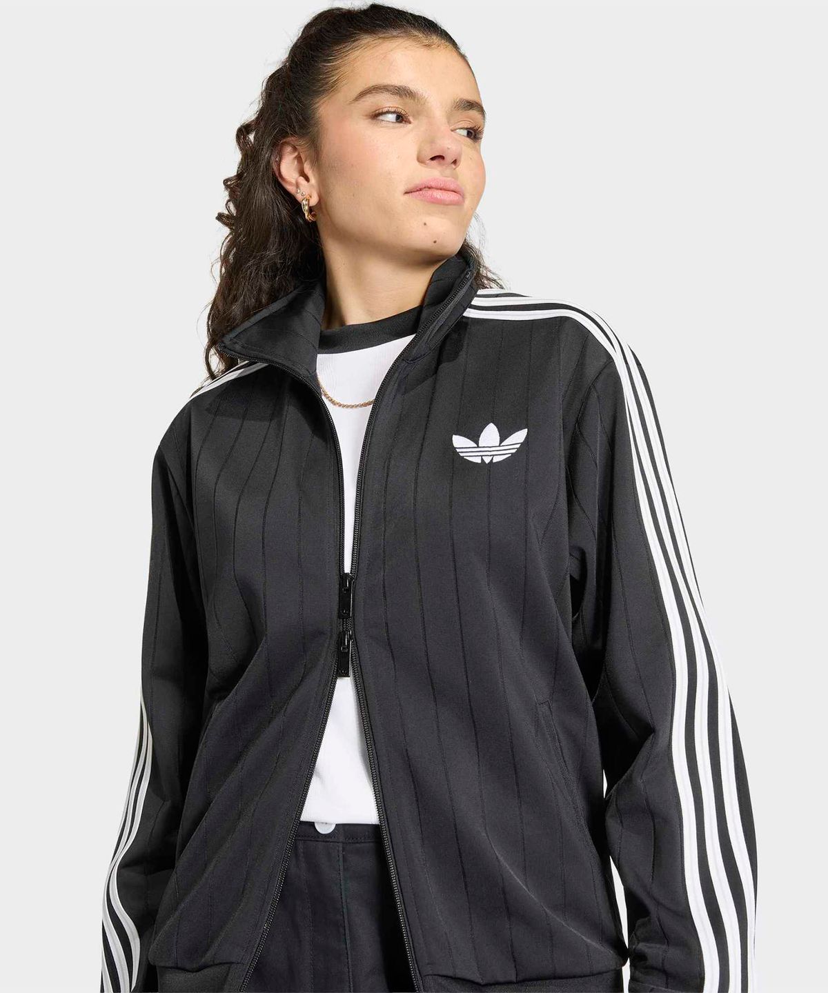 아디다스(ADIDAS) 핀스트라이프 파이어버드 루즈 트랙탑 - 블랙:화이트 / KS6786