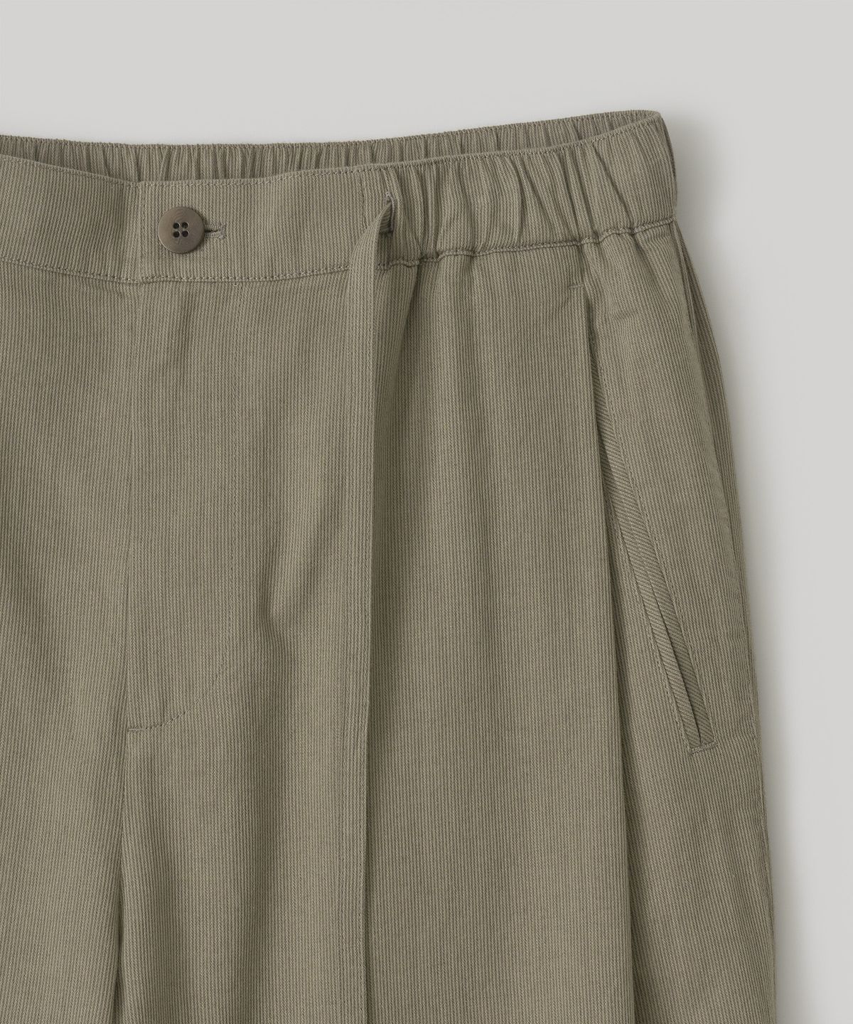 어나더 오피스(ANOTHER OFFICE) Pique Chambray Easy Pants (Khaki-Stripe)
