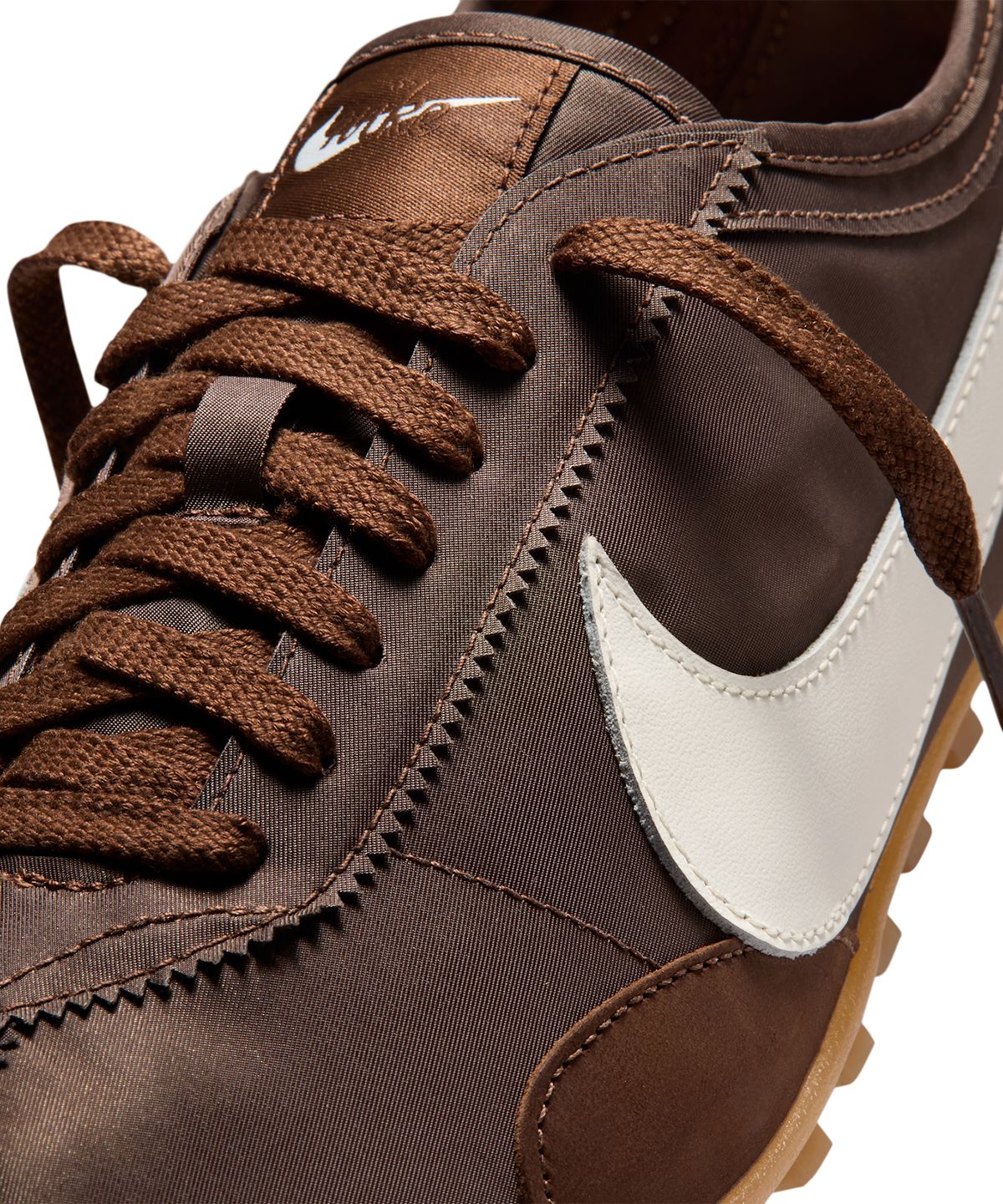 나이키(NIKE) 문 슈 OG M - 카카오 와우:검 라이트 브라운:세일 / IX3952-200