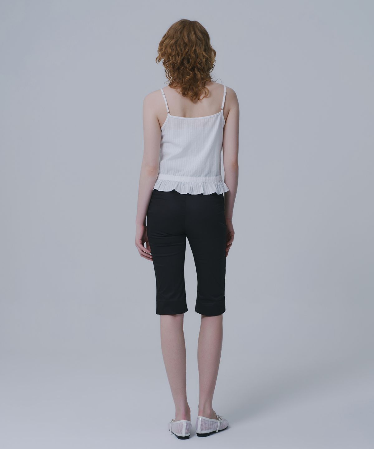 와르 포 우먼(WAARFORWOMAN) W1153 카프리 팬츠_블랙