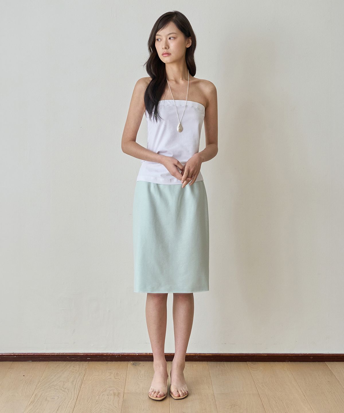 이보크에라(EVOKEERA) Atelier 100% Silk H-Line Midi Skirt(Pale Mint)