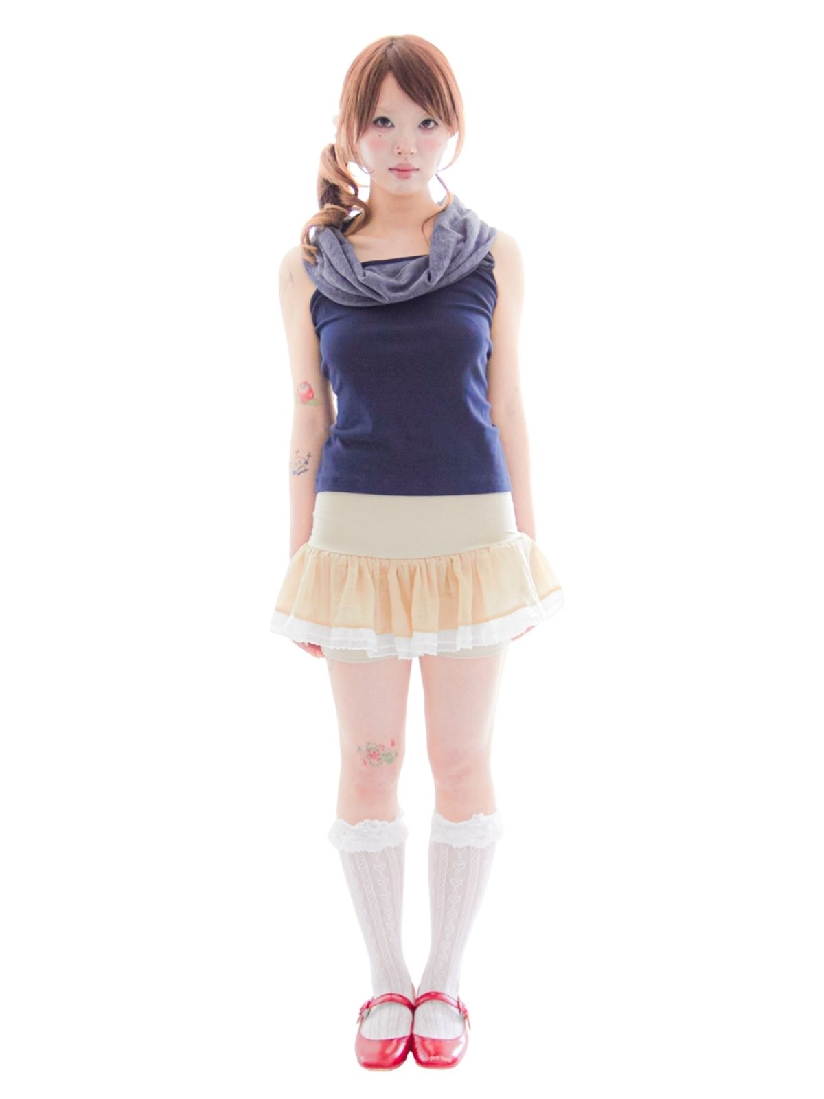 구름킴(GULEMKIM) Flower bud pants and skirts (2 colors)