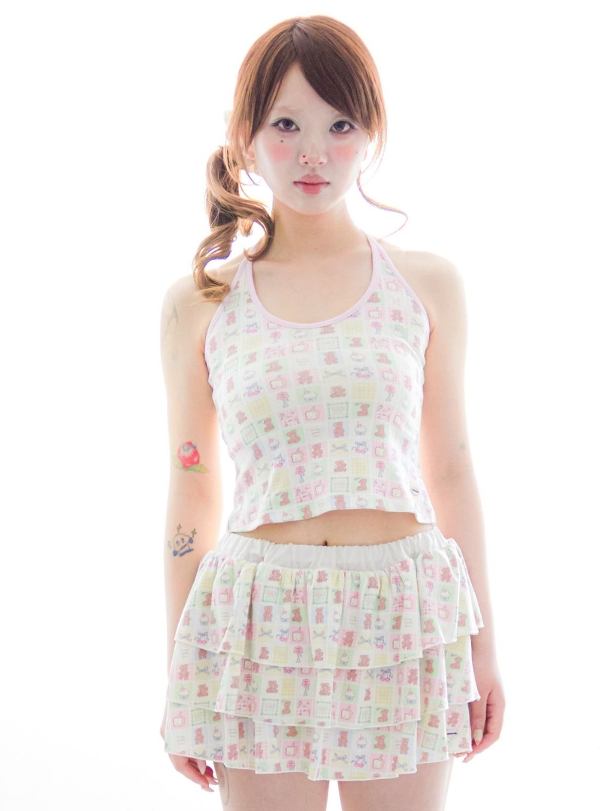 구름킴(GULEMKIM) Angel Kitsch Toy Pattern Halter Top (4 colors)