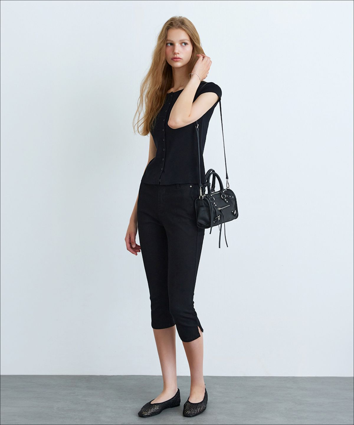 미쏘(MIXXO) 지퍼 스터드 미니 토트백_MIABKG716C MIABKG91QC