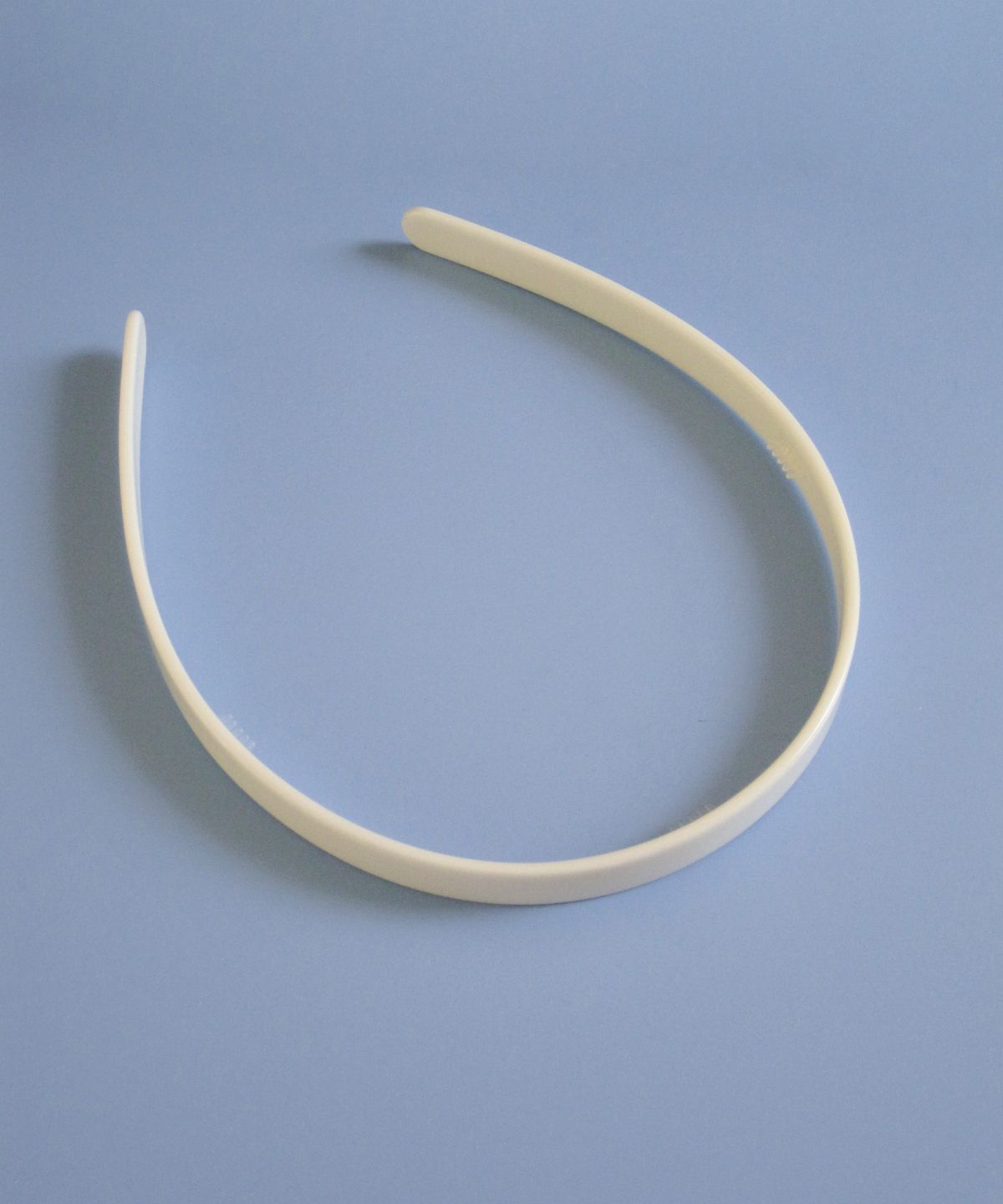둥그런(DUNGEUREON) Flat Hairband (Ivory)