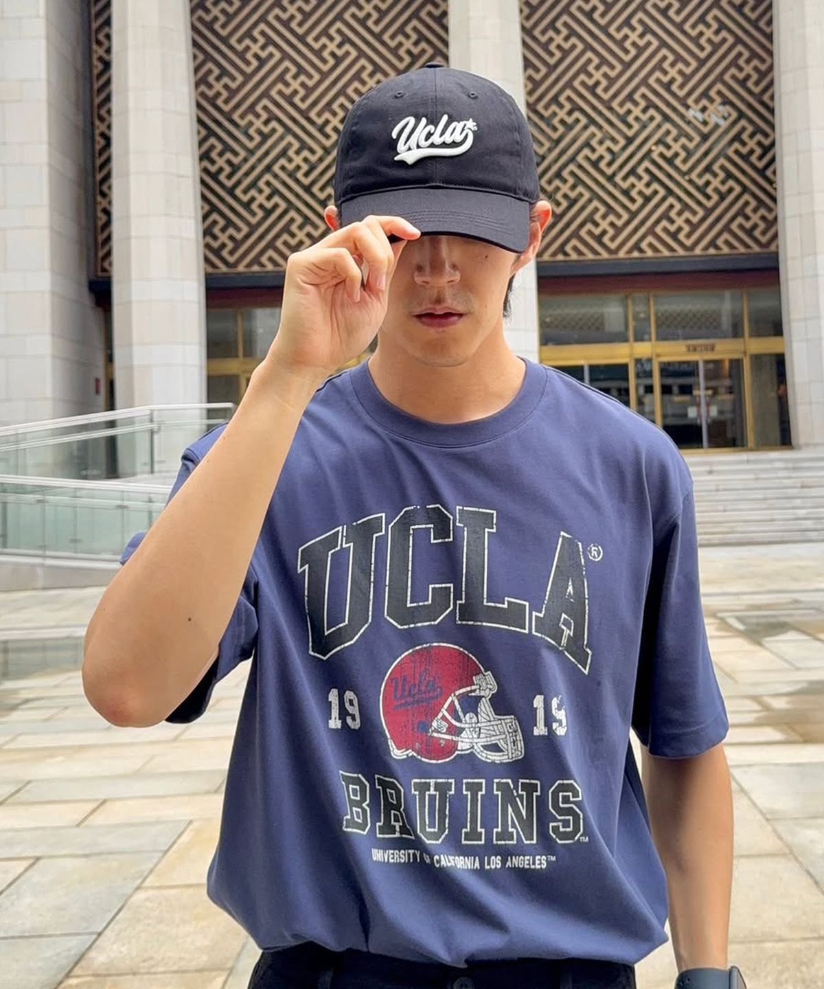 유씨엘에이(UCLA) 남녀공용 라운드 레터링 자수 볼캡(UCRAC30)