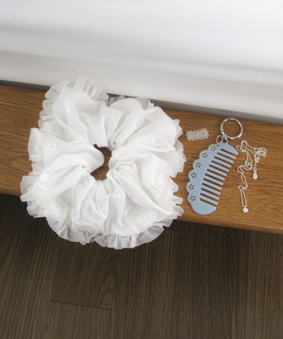 둥그런(DUNGEUREON) Eyelet Comb Keyring