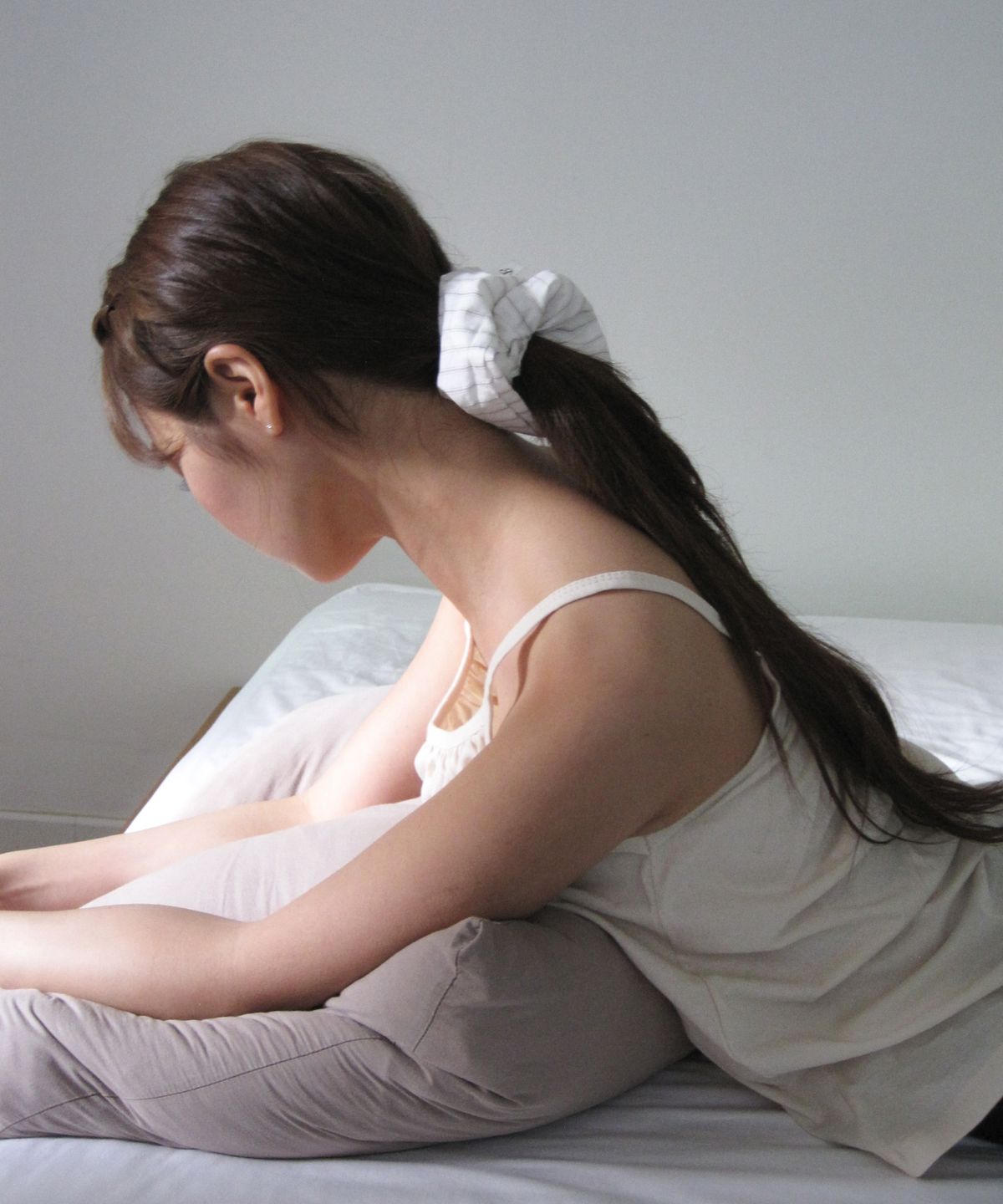 둥그런(DUNGEUREON) Pure Stripe Scrunchie (Brown)