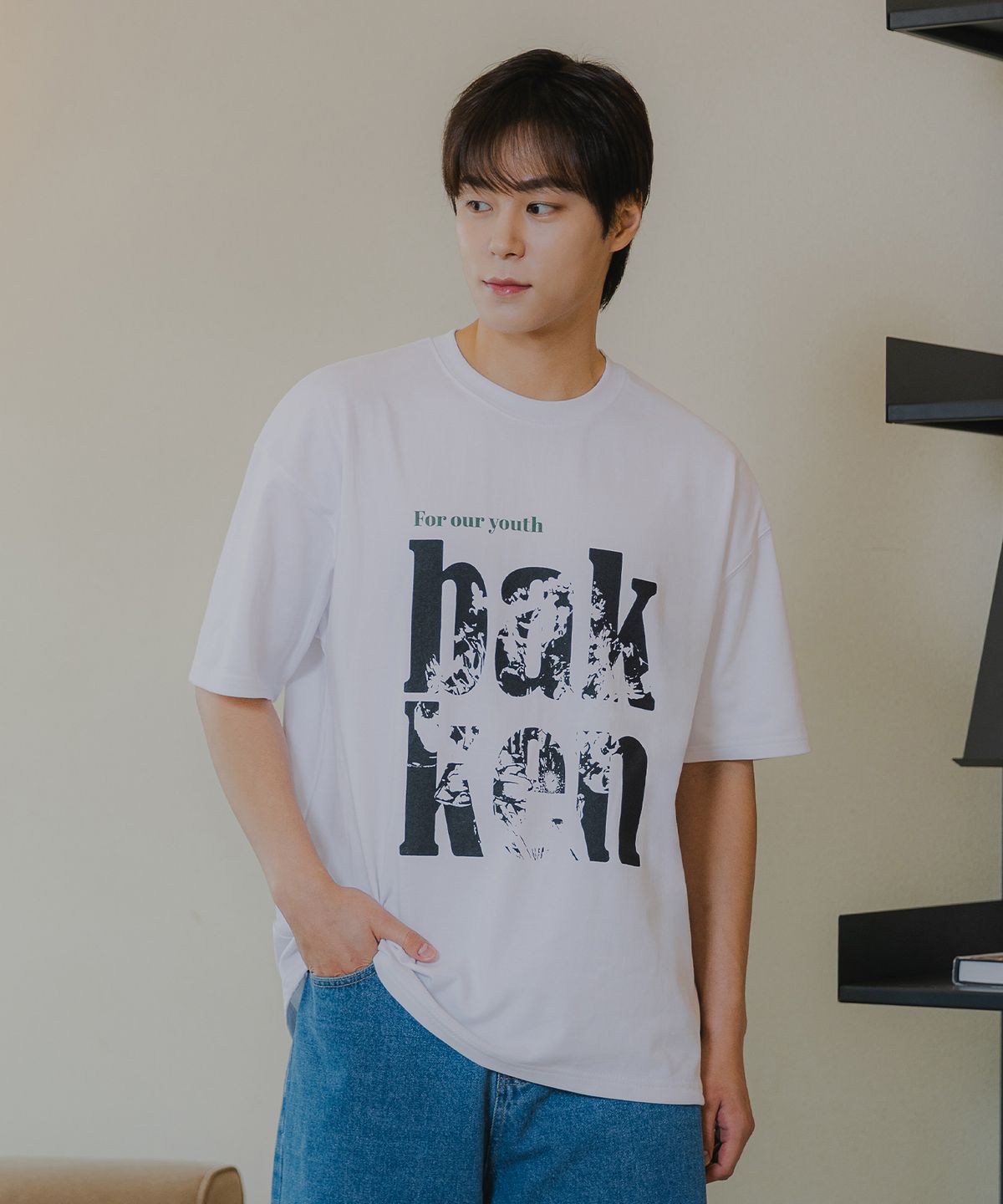 바켄(BAKKEN) [MEN] 그런지 플라워 레터링 반팔티셔츠 BK3961 (2COLOR)