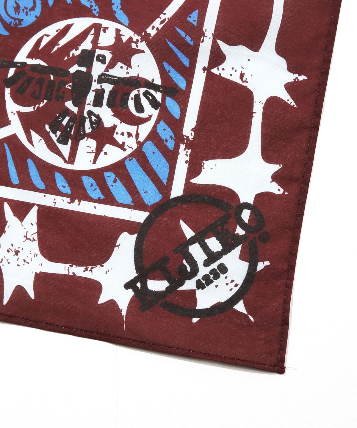 키지코(KIJIKO) ke910. Vintage Western Bandana Wine