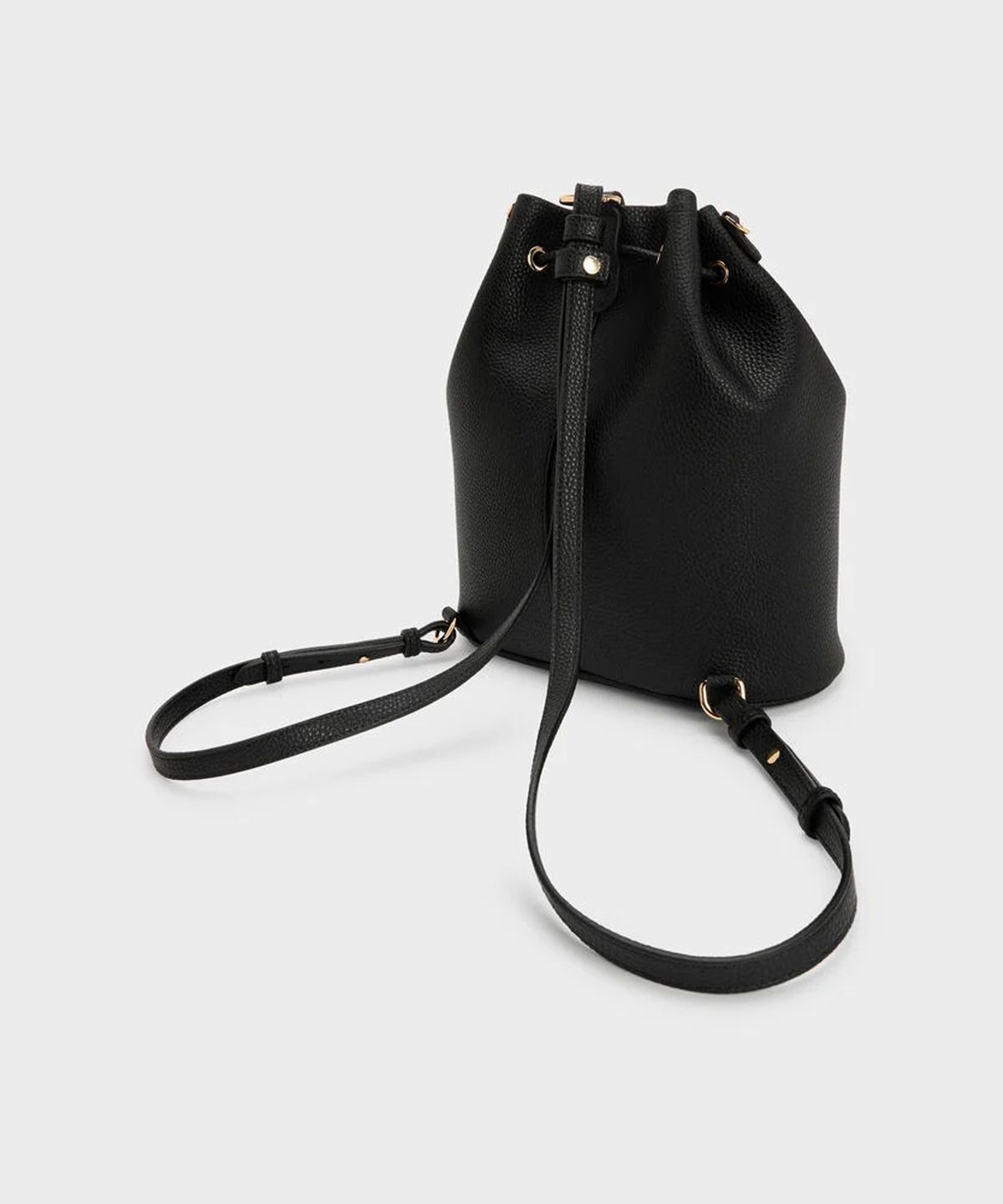 찰스앤키스(CHARLES & KEITH) 베릴 드로스트링 백팩 2colors CK2-60151619